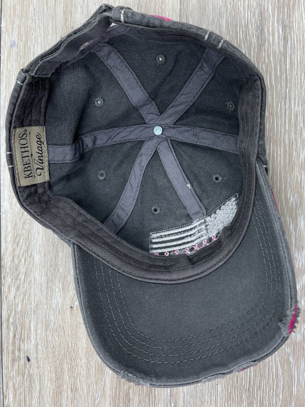 NEW BREAST CANCER AWARENESS AMERICAN FLAG VINTAGE DISTRESSED VELCRO BACK HAT - Picture 5 of 10
